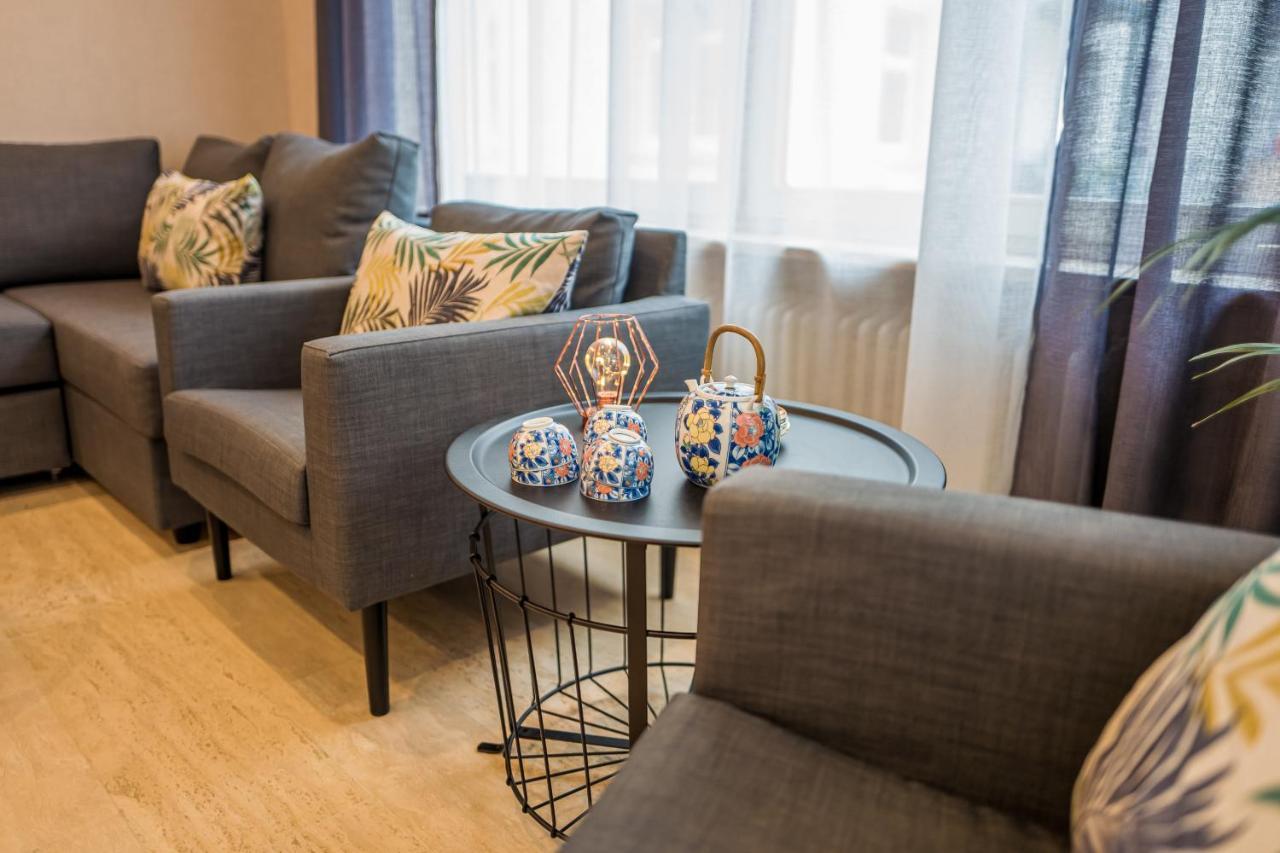 Modernes Apartment In Zentrumsnaehe Mit Eigenem Stellplatz Baden-Baden Bagian luar foto
