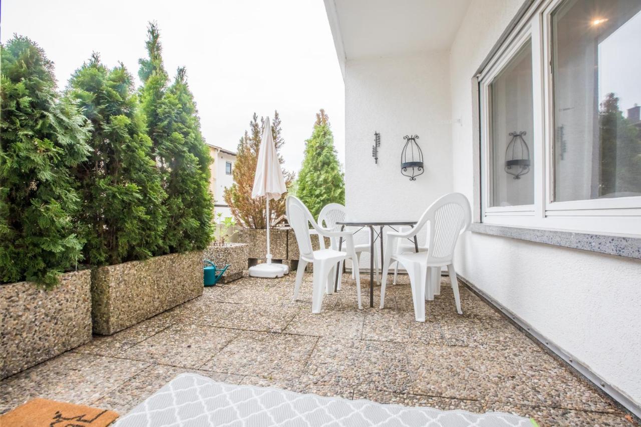Modernes Apartment In Zentrumsnaehe Mit Eigenem Stellplatz Baden-Baden Bagian luar foto